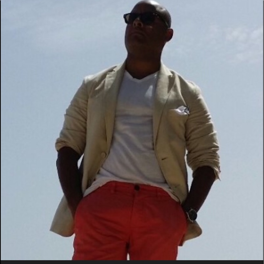 Meet your Posher, Ramon - Picture 3 of 12